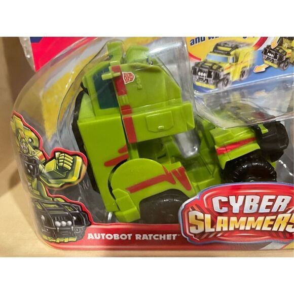 Hasbro Transformers Cyber Slammers Ratchet - Brand New - Picture 1 of 5